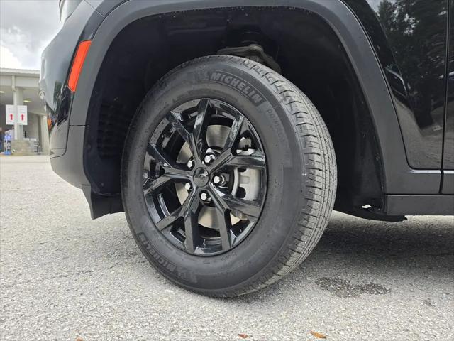 2025 Jeep Grand Cherokee L Altitude X 4x4