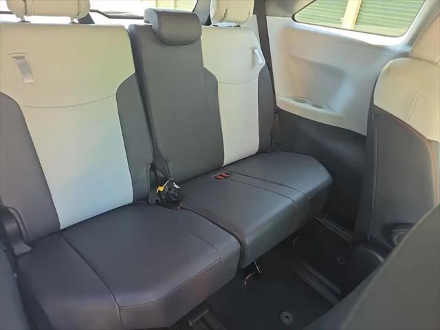 2023 Toyota Sienna XSE