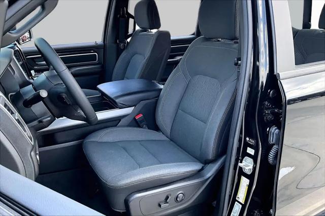 2023 Ram 1500 Lone Star Crew Cab 4x4 5'7" Box