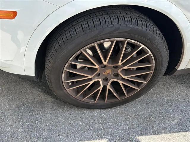 2021 Porsche Cayenne Cayenne