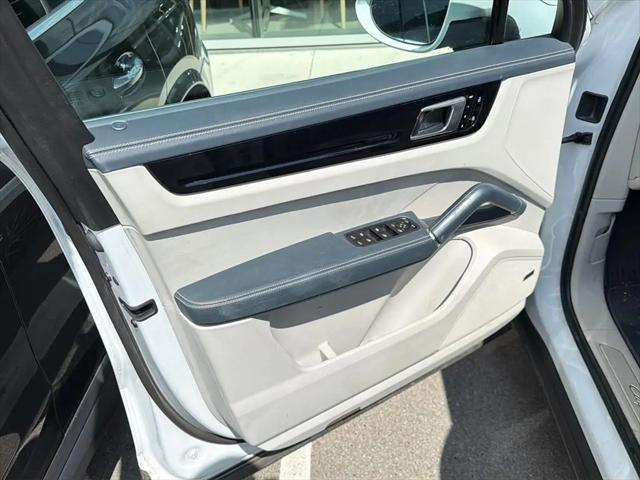 2021 Porsche Cayenne Cayenne