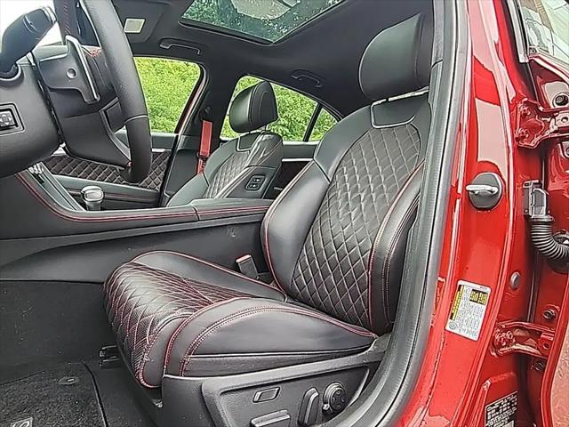 2023 Genesis G70 3.3T RWD