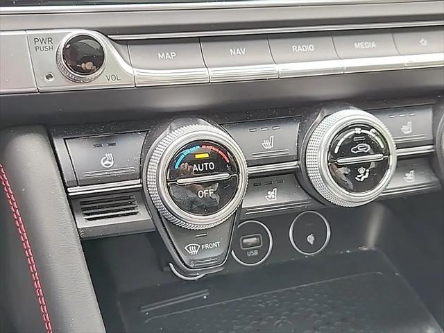 2023 Genesis G70 3.3T RWD
