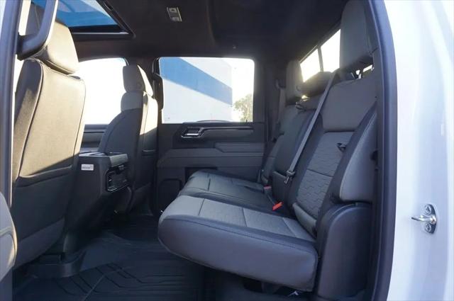 2026 Chevrolet Silverado 2500HD Crew Cab, Standard Bed, XR2, 4WD