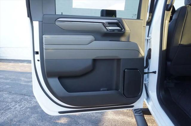 2026 Chevrolet Silverado 2500HD Crew Cab, Standard Bed, XR2, 4WD