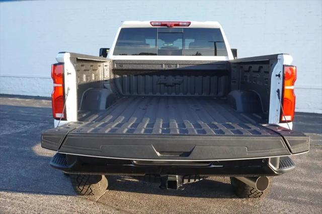 2026 Chevrolet Silverado 2500HD Crew Cab, Standard Bed, XR2, 4WD