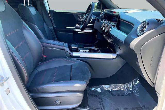 2023 Mercedes-Benz GLB 4MATIC