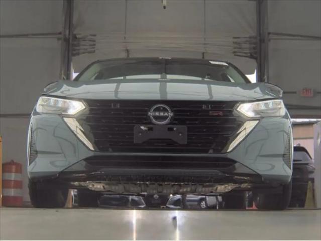 2024 Nissan Sentra SR Xtronic CVT