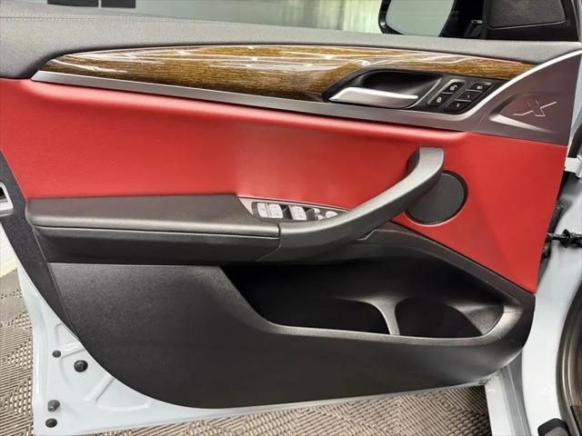 2022 BMW X3 M40i