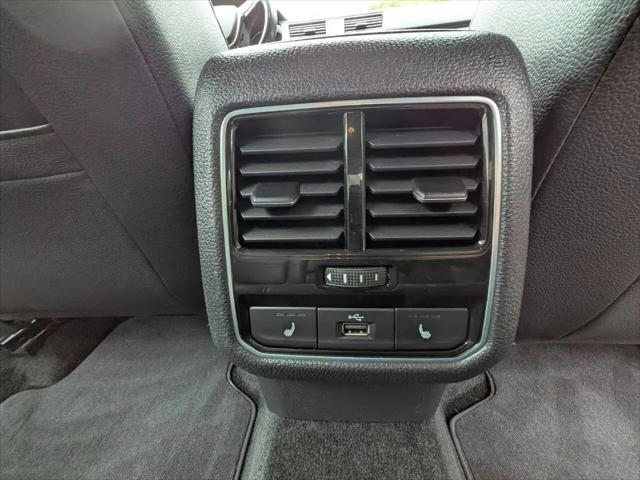 2017 Volkswagen Passat 1.8T SE