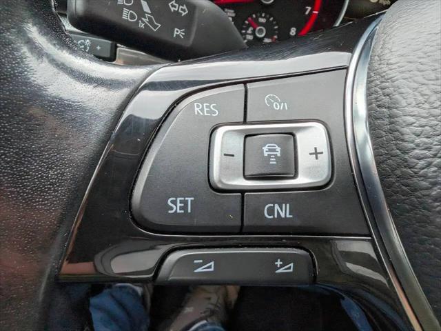 2017 Volkswagen Passat 1.8T SE