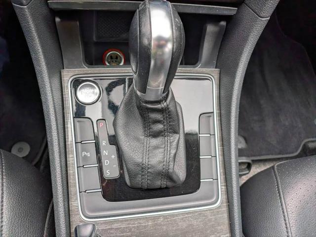 2017 Volkswagen Passat 1.8T SE