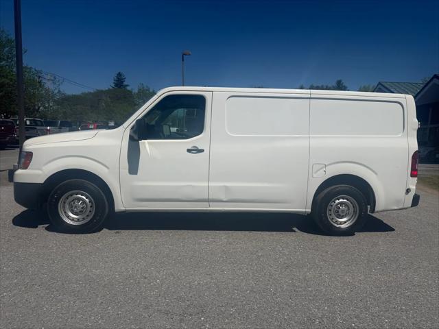 2019 Nissan 1500 S V6