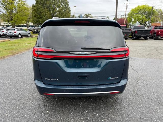 2021 Chrysler Pacifica Hybrid Touring L
