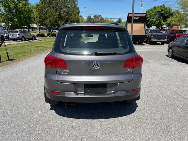 2016 Volkswagen Tiguan S