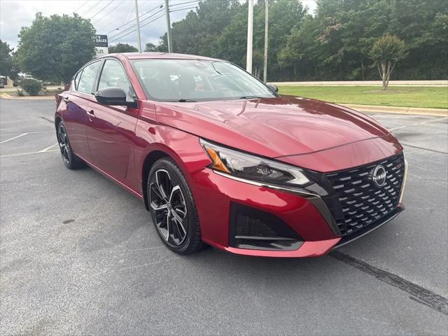 2023 Nissan Altima SR FWD