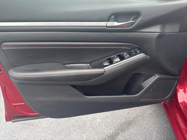2023 Nissan Altima SR FWD