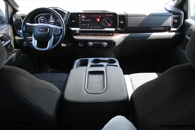 2023 GMC Sierra 1500 4WD Crew Cab Standard Box Elevation