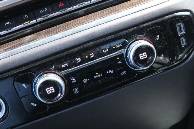 2023 GMC Sierra 1500 4WD Crew Cab Standard Box Elevation