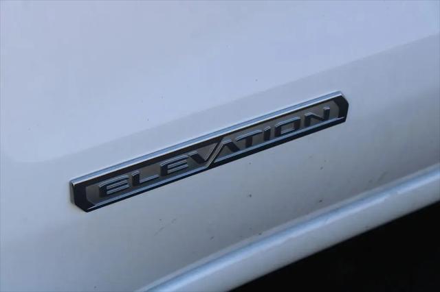 2023 GMC Sierra 1500 4WD Crew Cab Standard Box Elevation