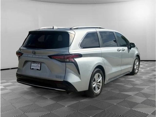 2021 Toyota Sienna Limited