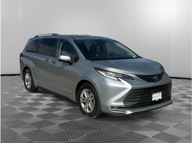 2021 Toyota Sienna Limited