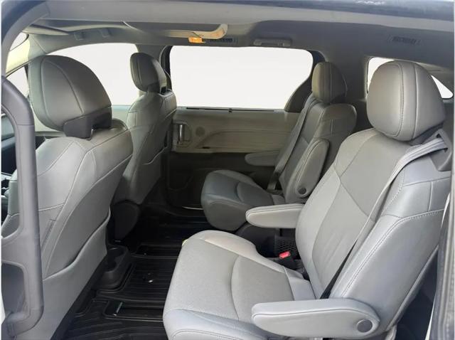 2021 Toyota Sienna Limited