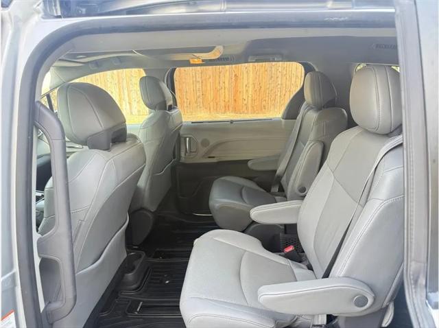 2021 Toyota Sienna Limited