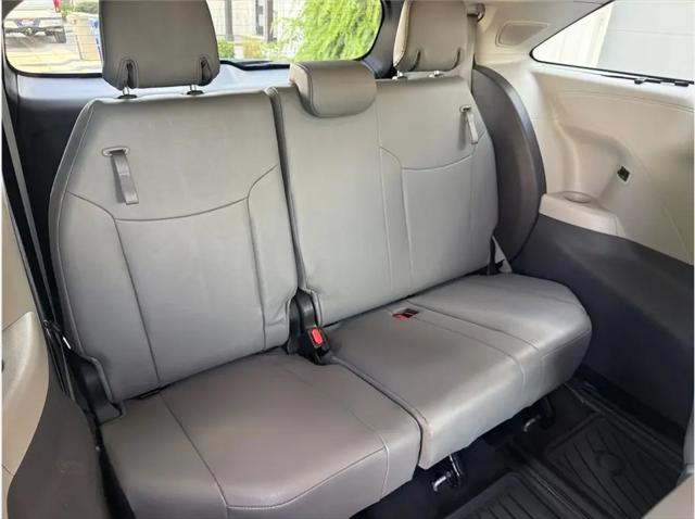 2021 Toyota Sienna Limited