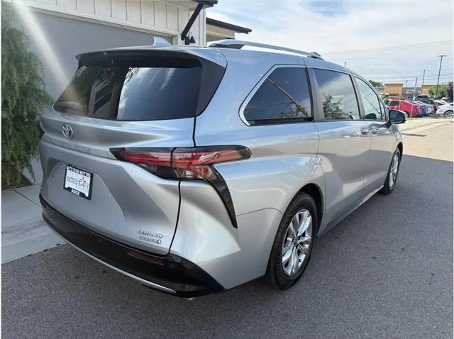 2021 Toyota Sienna Limited