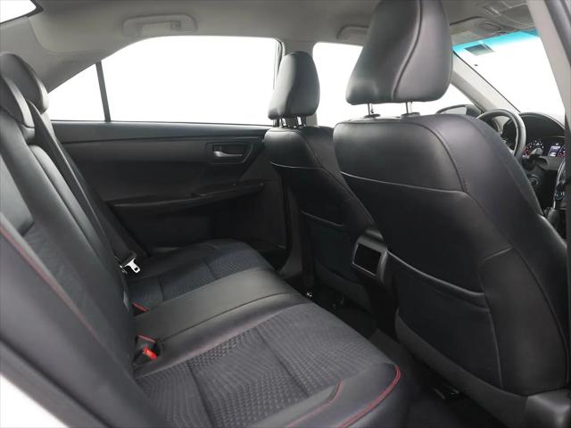 2015 Toyota Camry SE