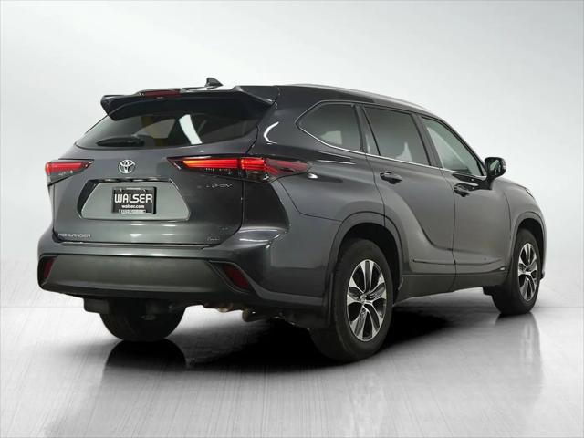 2025 Toyota Highlander Hybrid XLE