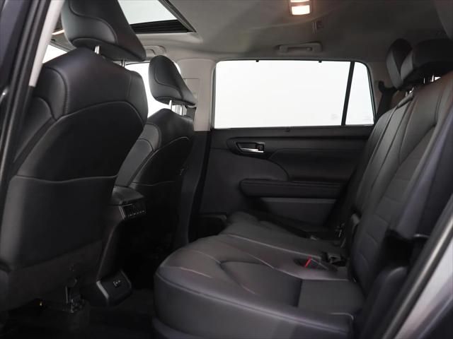 2025 Toyota Highlander Hybrid XLE