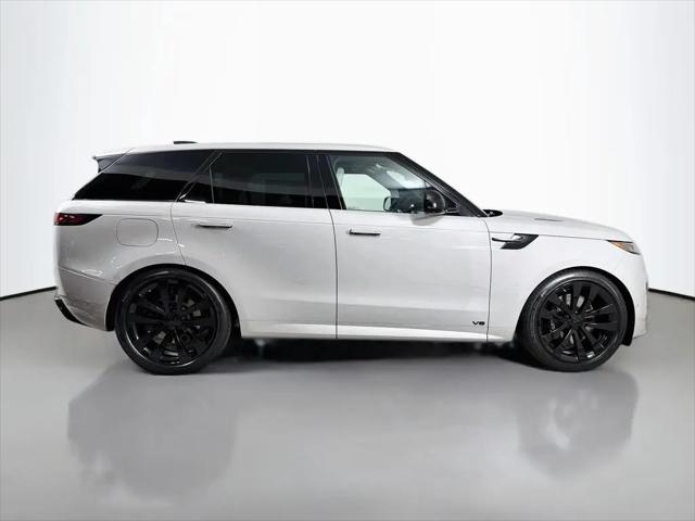 2026 Land Rover Range Rover Sport P530 Dynamic SE