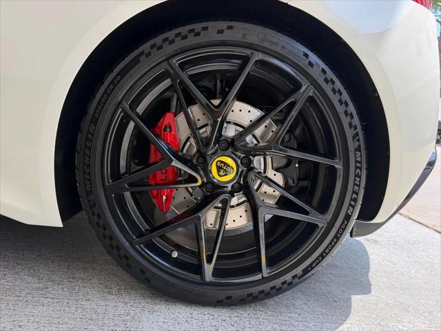 2026 Lotus Emira V6 SE