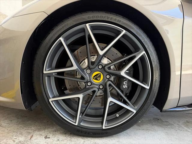 2026 Lotus Emira V6 SE