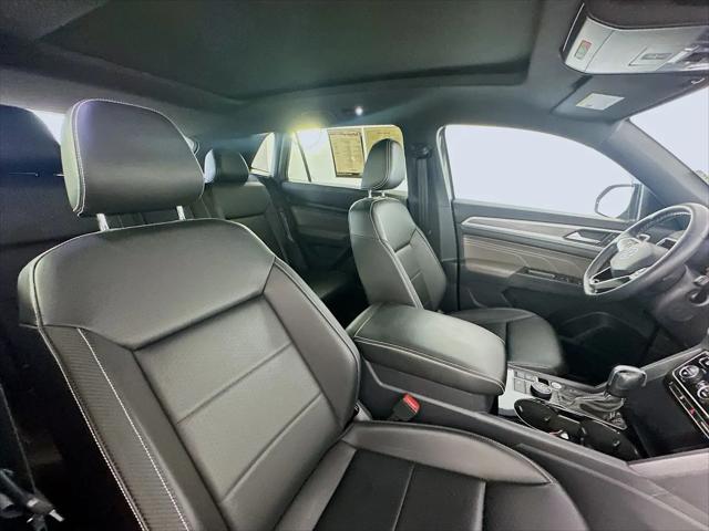 2022 Volkswagen Atlas Cross Sport 3.6L V6 SE w/Technology