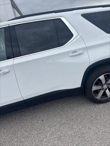 2021 Chevrolet Traverse AWD LT Leather