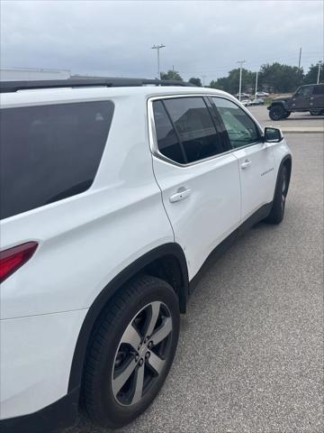 2021 Chevrolet Traverse AWD LT Leather