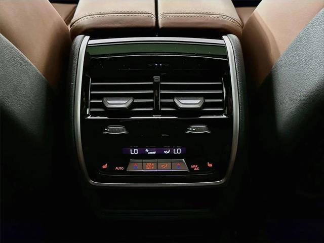 2027 BMW X6 M60i