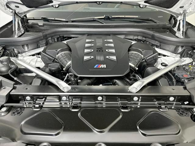 2027 BMW X6 M60i