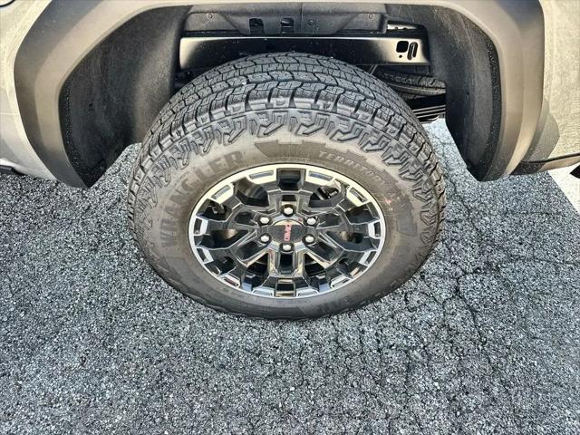 2026 GMC Canyon AT4, 4WD