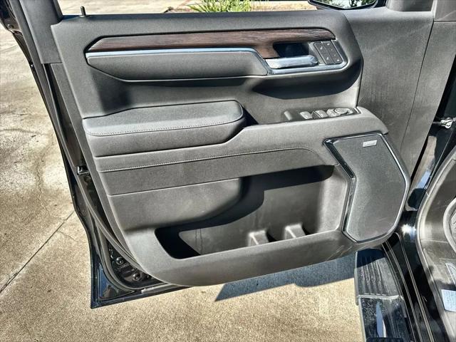 2026 GMC Sierra 1500 Crew Cab, Short Bed, SLT, 4WD
