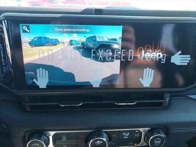 2026 Jeep Gladiator Sport