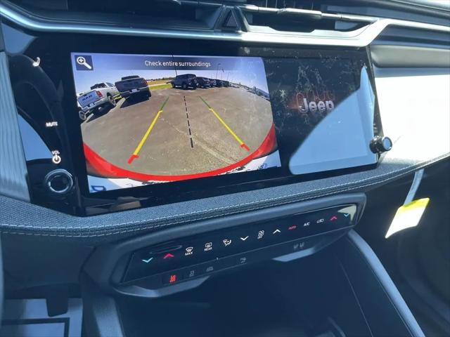 2026 Jeep Cherokee Laredo 4x4