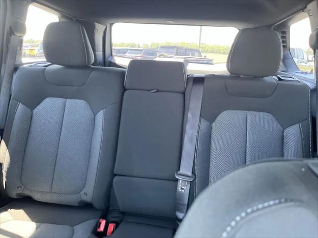 2026 Jeep Cherokee Laredo 4x4