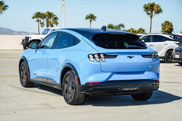 2022 Ford Mustang Mach-E California Route 1