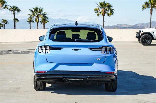 2022 Ford Mustang Mach-E California Route 1