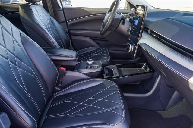2022 Ford Mustang Mach-E California Route 1
