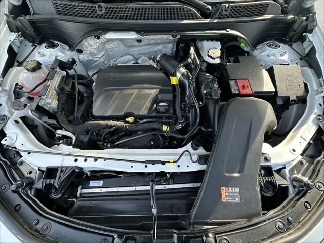 2025 Buick NV Preferred FWD
